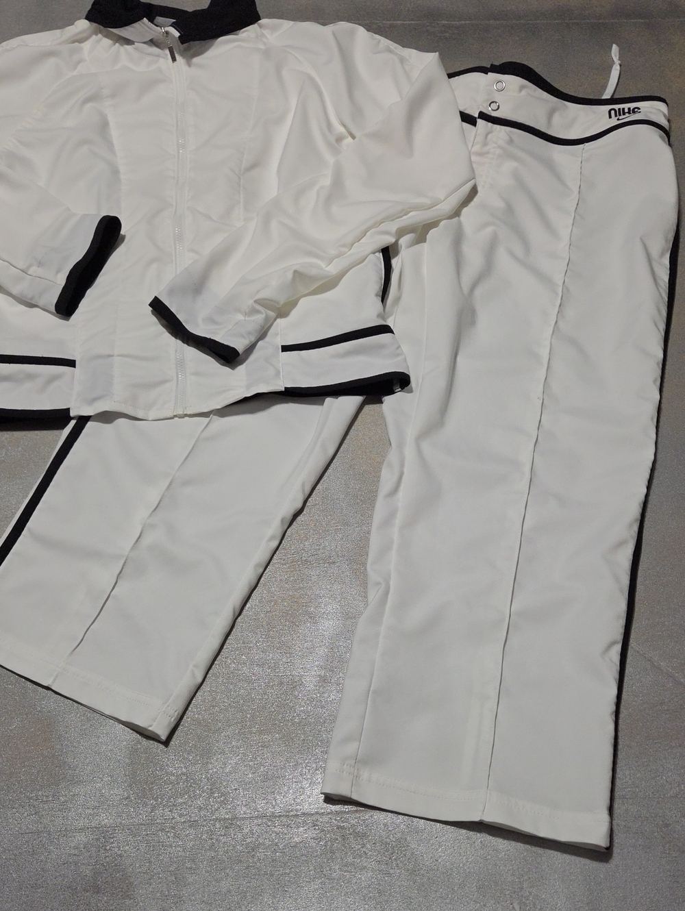 Nike Women’s White Track Pants with Black Trim Set . NWOTS
